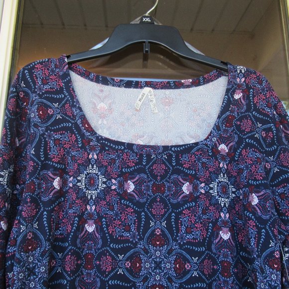 Relist 3/8❌ Mudd sueded flare boho print dress with stretch XL jr - Picture 4 of 15